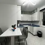 7 * Izola